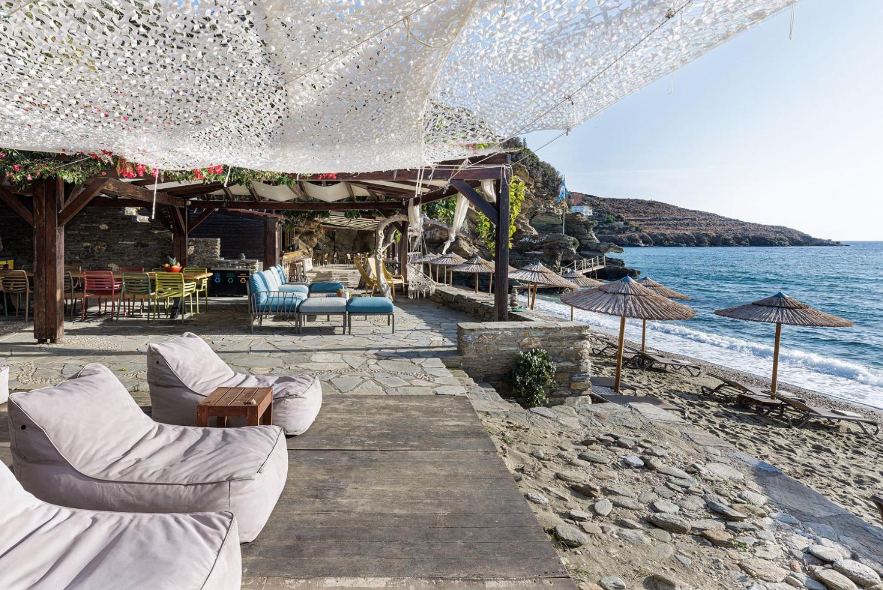Aneroussa Beach Hotel Batsíon Dış mekan fotoğraf