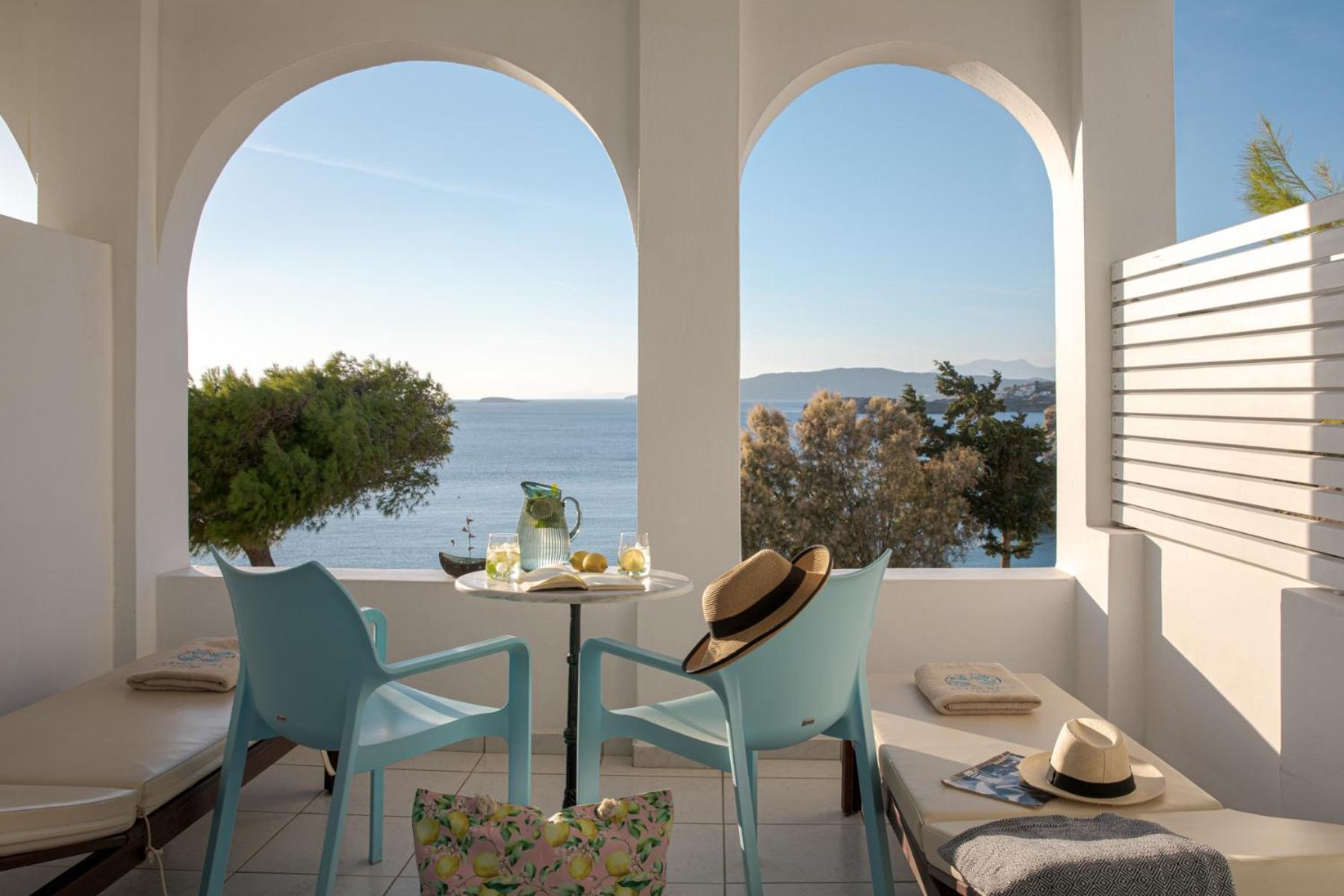 Aneroussa Beach Hotel Batsíon Dış mekan fotoğraf