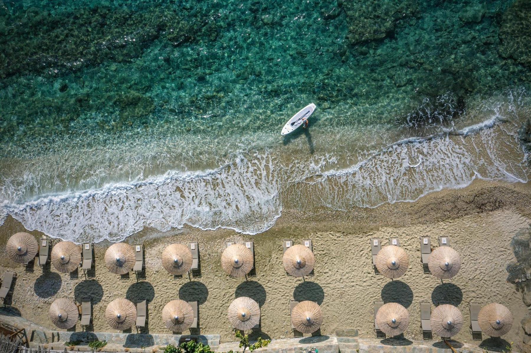 Aneroussa Beach Hotel Batsíon Dış mekan fotoğraf